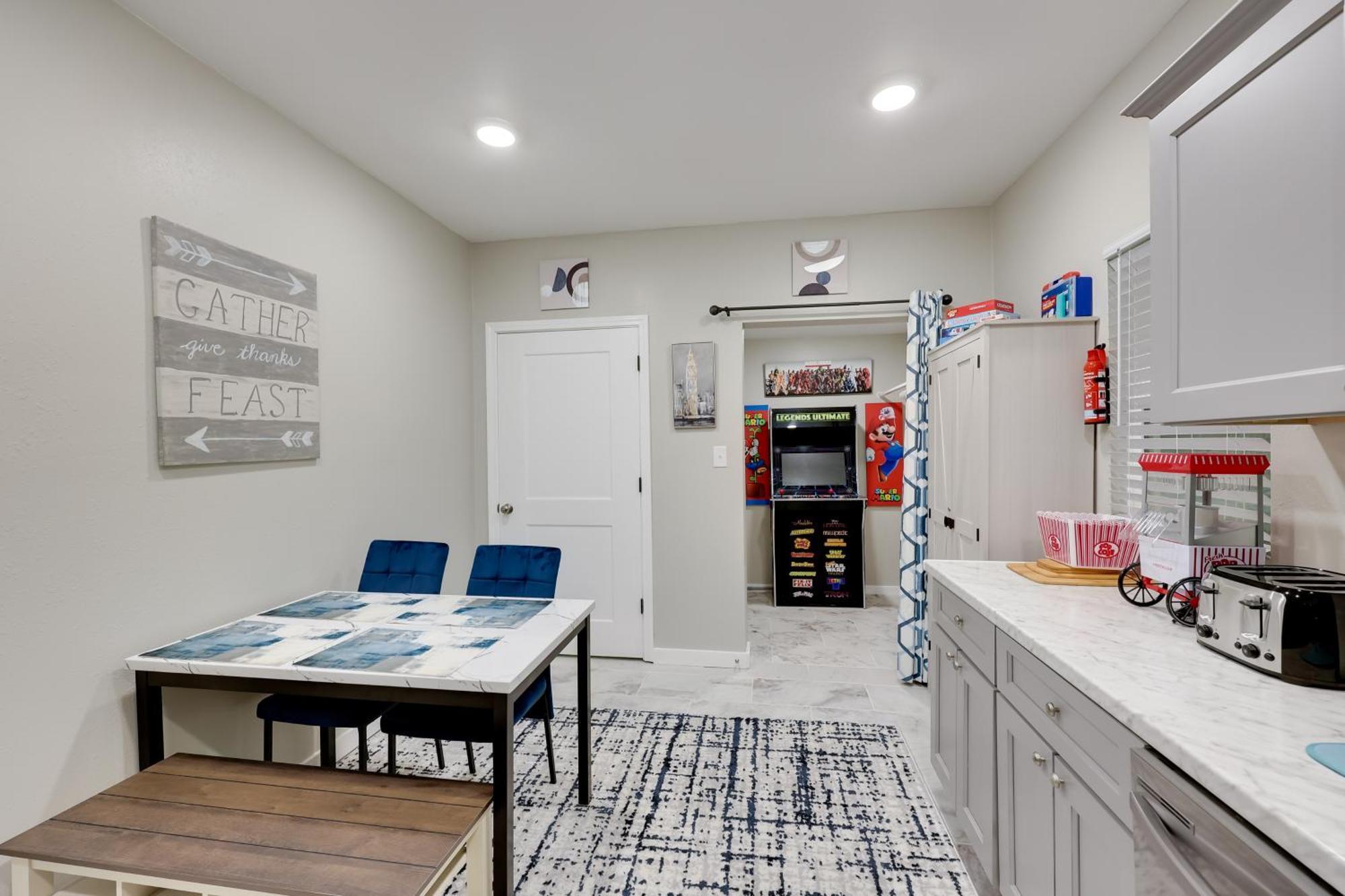Hot Springs Home With Yard, Walk To Bathhouse Row! المظهر الخارجي الصورة