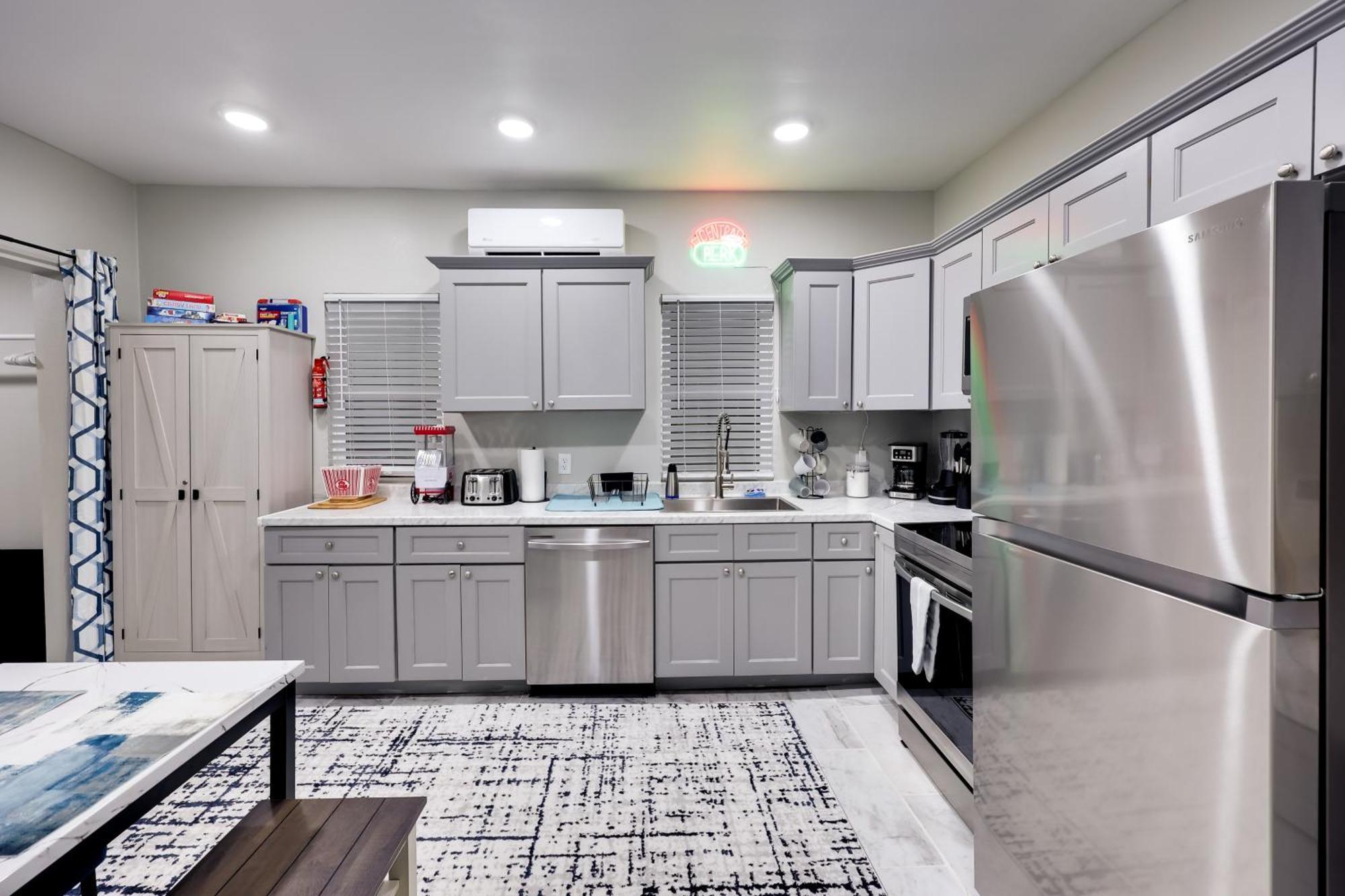 Hot Springs Home With Yard, Walk To Bathhouse Row! المظهر الخارجي الصورة